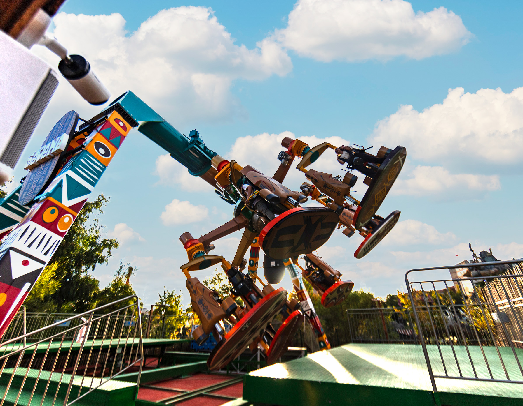 Vialand Tour