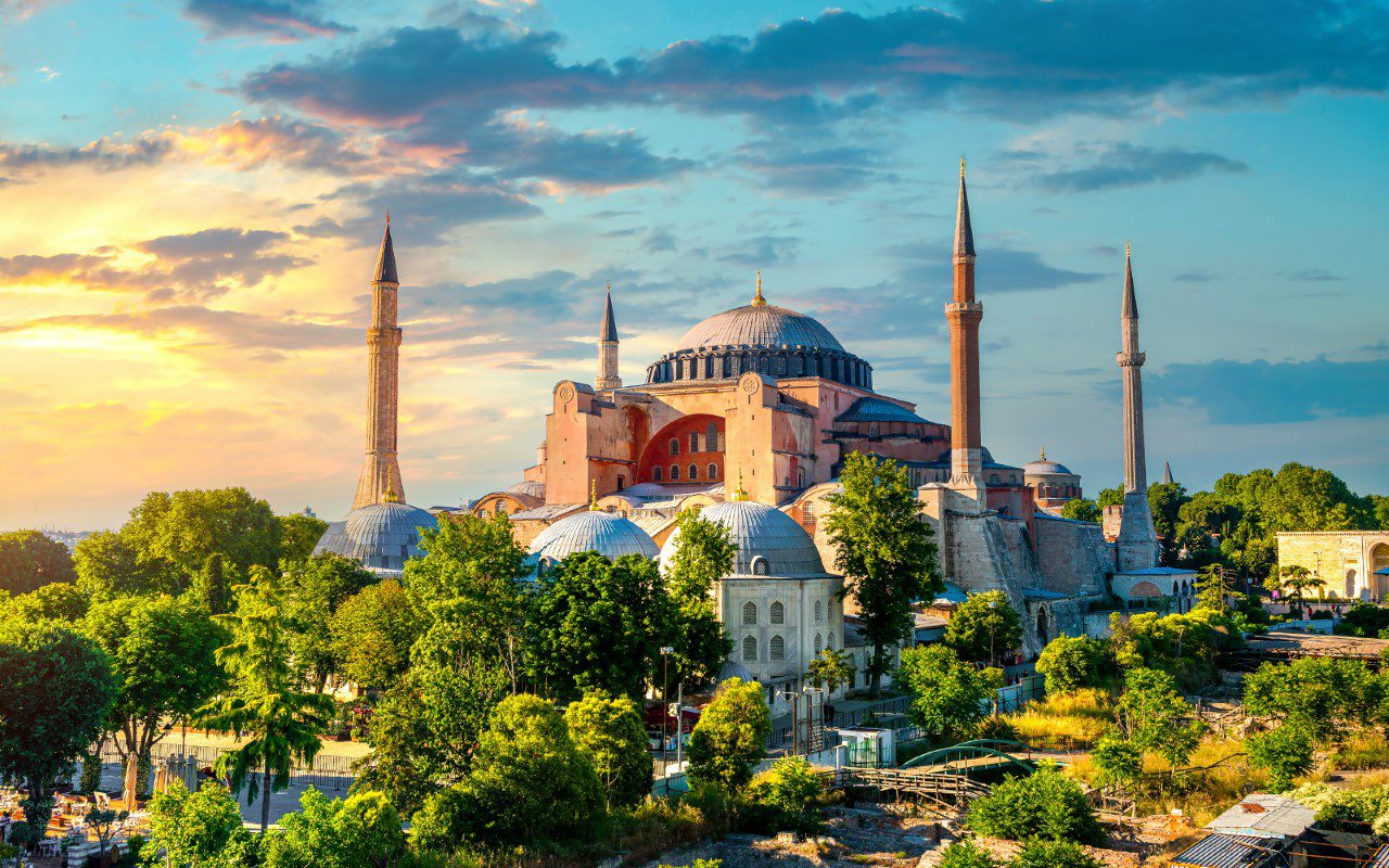 4 Nights / 5 Days Muslim Istanbul